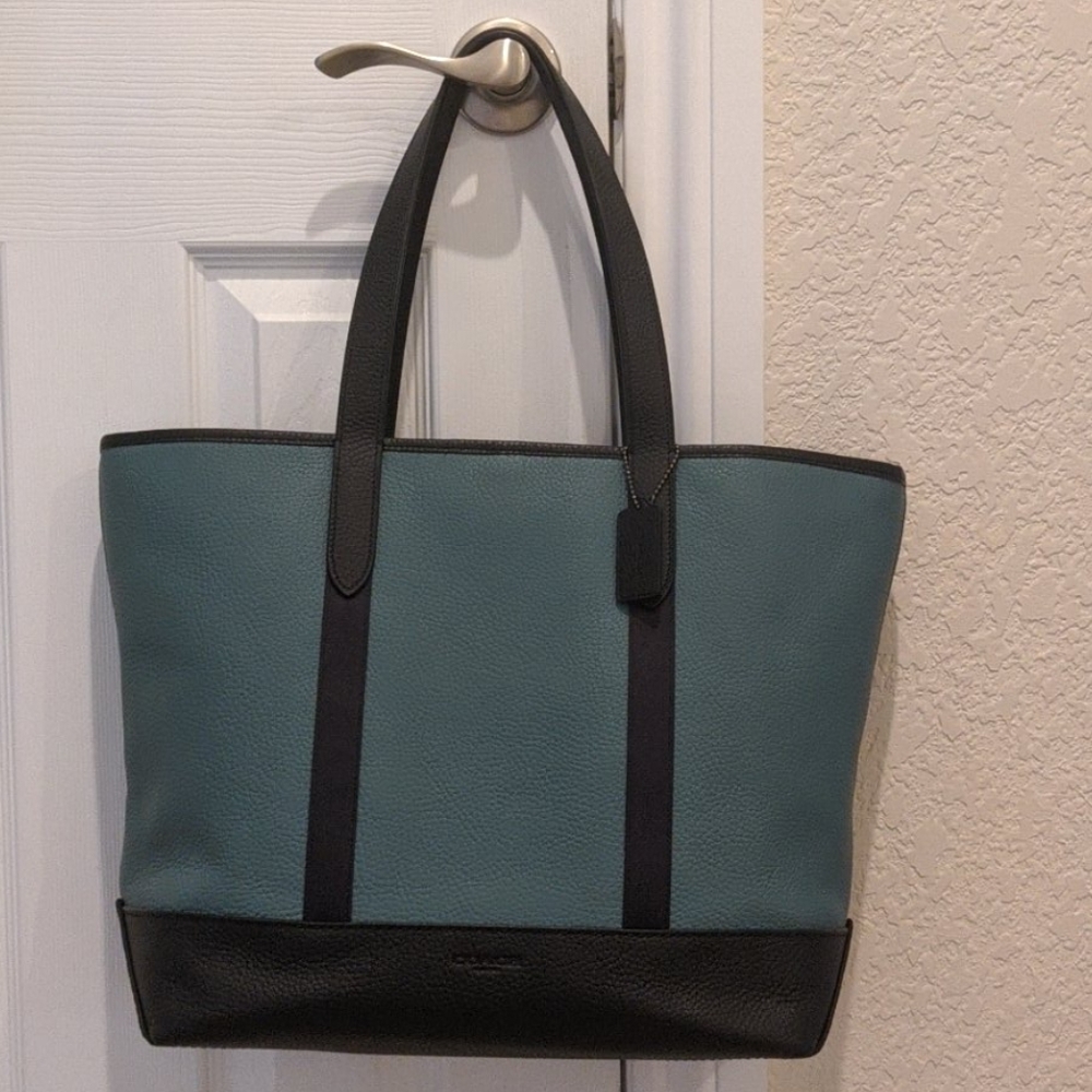 NWT coach oversized tote bag purse